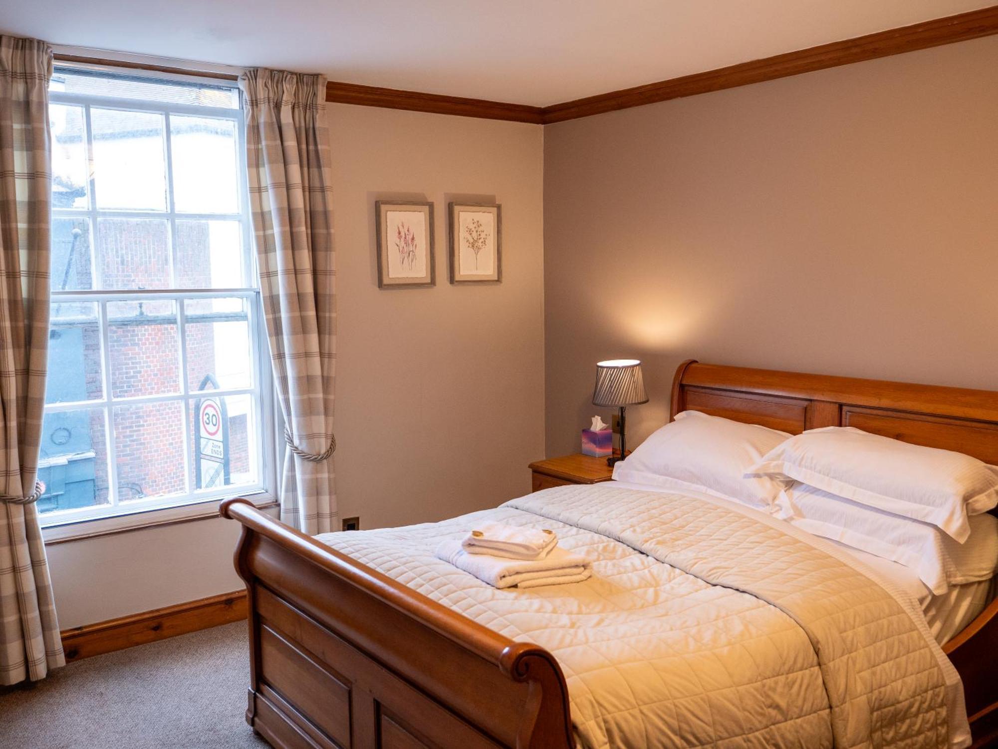 The Vestry Hotel Chichester Exterior photo